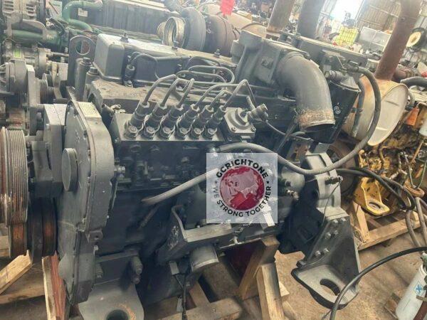 Дизельный двигатель внутреннего сгорания ДВС Komatsu 6D114 (2) Дизельный двигатель внутреннего сгорания ДВС Komatsu 6D114